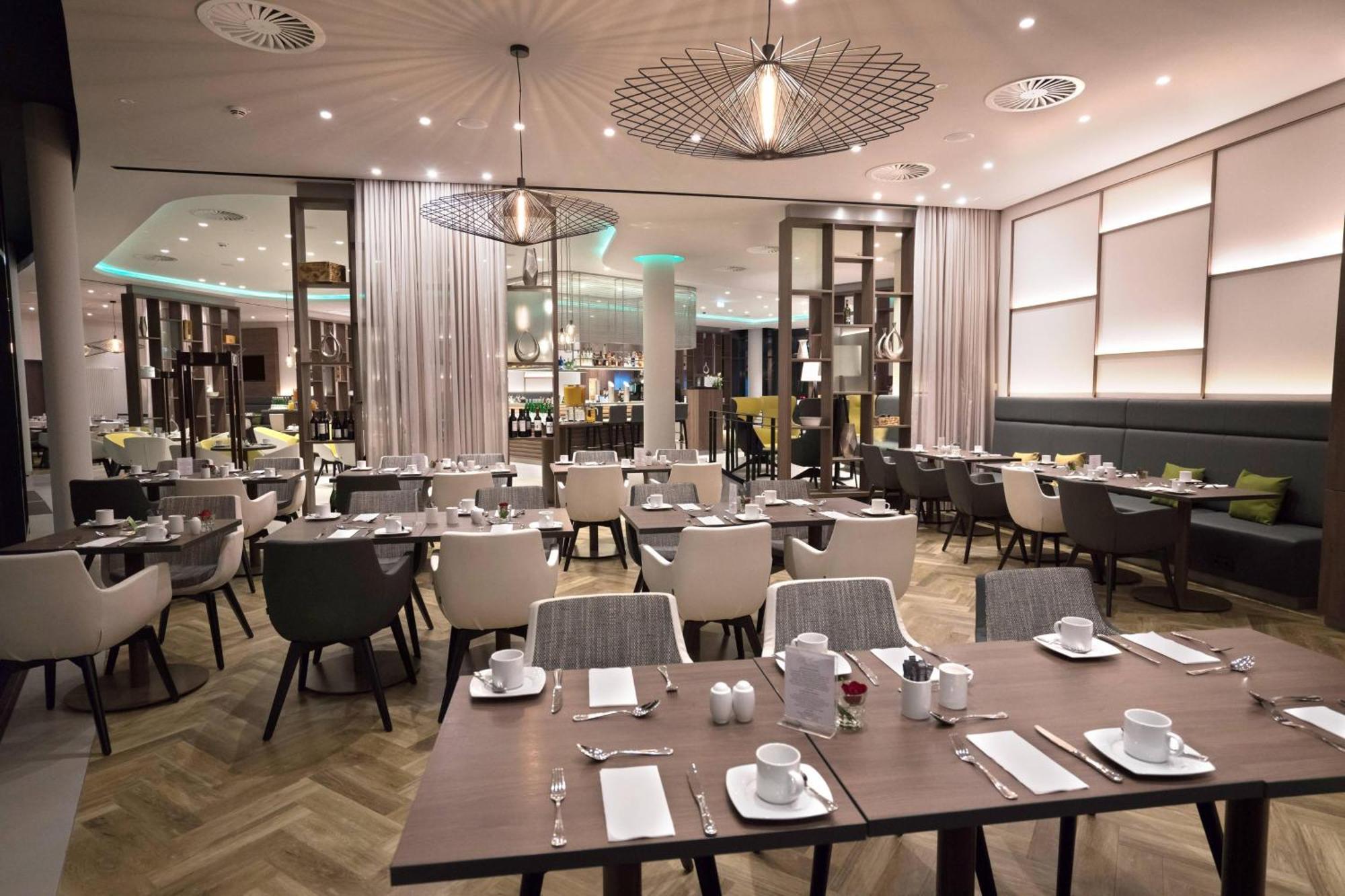 Courtyard By Marriott Wolfsburg Hotel Kültér fotó