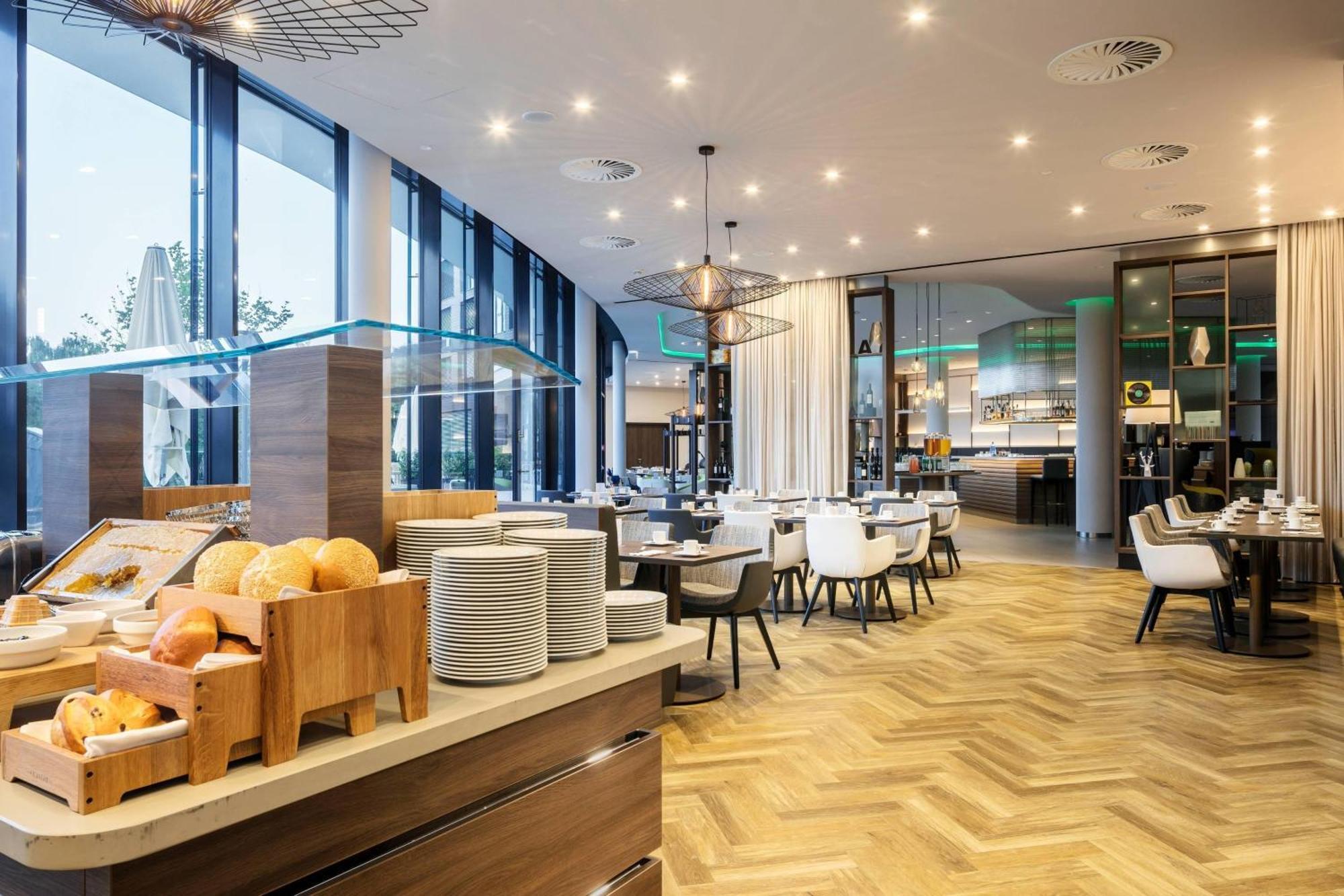 Courtyard By Marriott Wolfsburg Hotel Kültér fotó