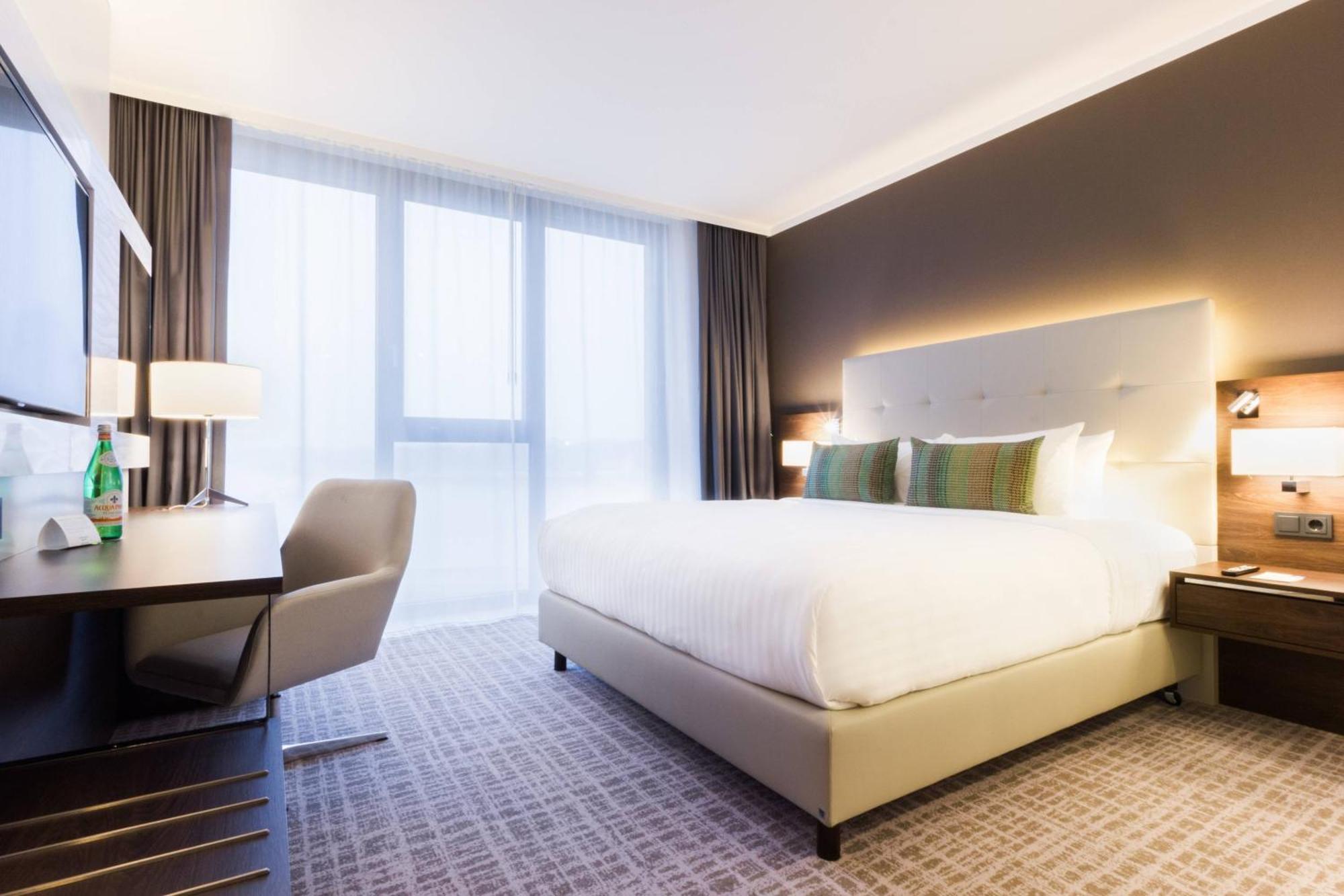 Courtyard By Marriott Wolfsburg Hotel Kültér fotó